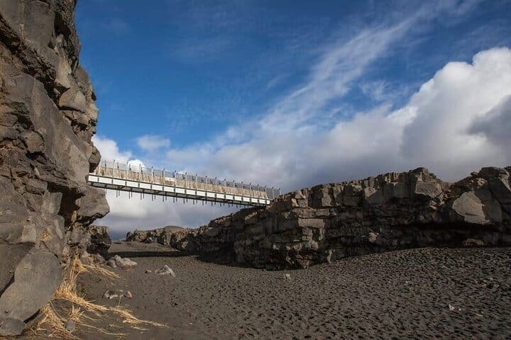 Tour privado a la península de Reykjanes, túnel de lava y laguna azul
