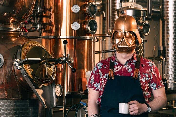 Degustación de ginebra artesanal en el puerto viejo de Reikiavik : Conoce al Creador