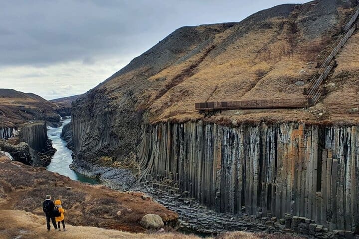 Excursión privada por la costa de Seyðisfjörður a Stuðlagil