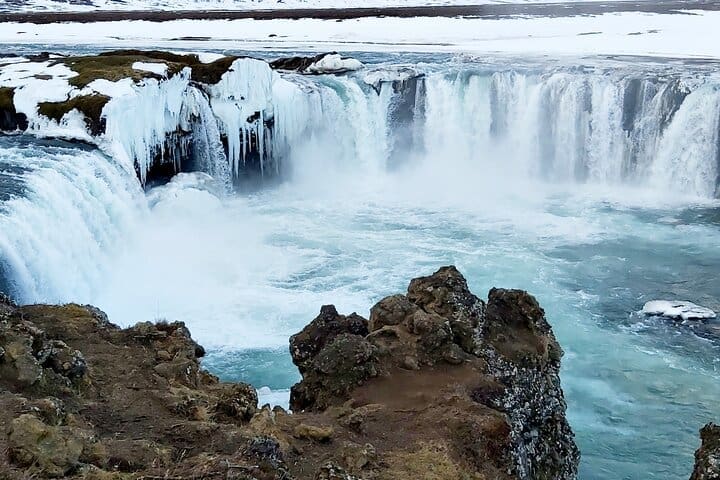 Combo de invierno: Casa de Navidad de Godafoss y Laguna del Bosque