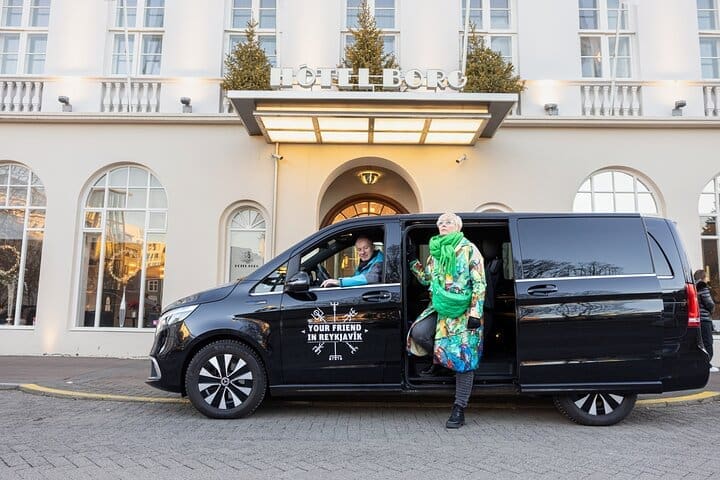 Traslado privado de 5 horas al aeropuerto y crucero y tour