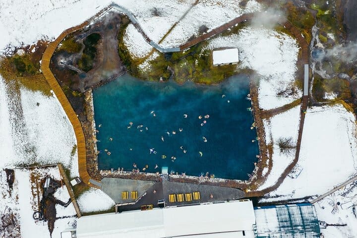 Tour en grupo pequeño por el Círculo Dorado, Laguna Secreta y Kerið
