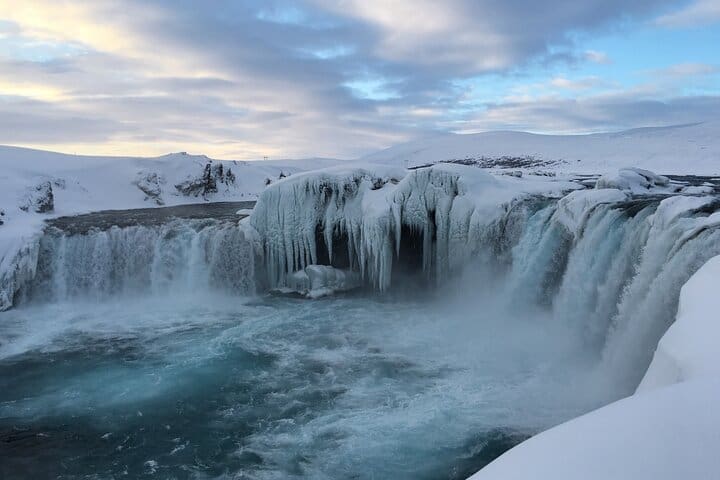 Privado : Tour en cascada por el lago Myvatn & Godafoss desde Akureyri