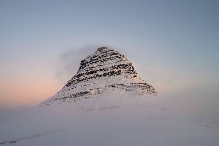 Excursión de un día completo a la península de Snæfellsnes, campos de lava, focas y cuevas