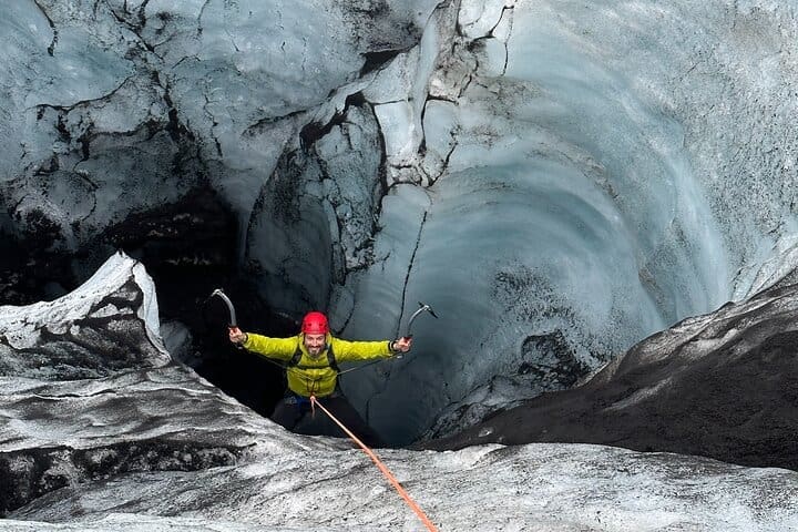 Micro grupo – Escalada en hielo en Sólheimajökull
