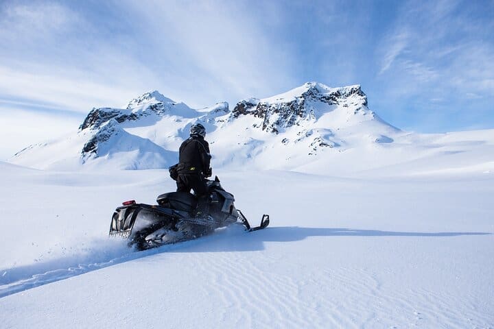 Glacier Rush – Moto de nieve de ritmo rápido – SnoMo Glacier