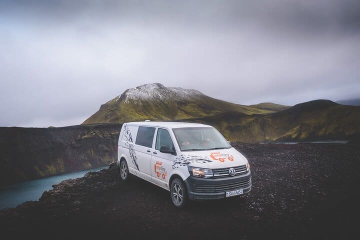 Tour de 6 días sin conductor con recogida – Aguas termales de Islandia – Autocaravana 4×4
