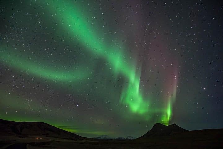 Glaciares y Aurora: alrededor de Islandia en invierno