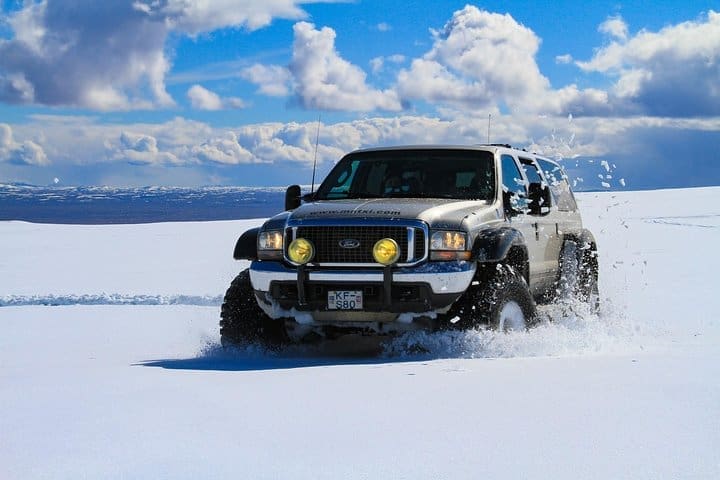 Golden Circle Glacier Super Jeep Tour / visita privada guiada