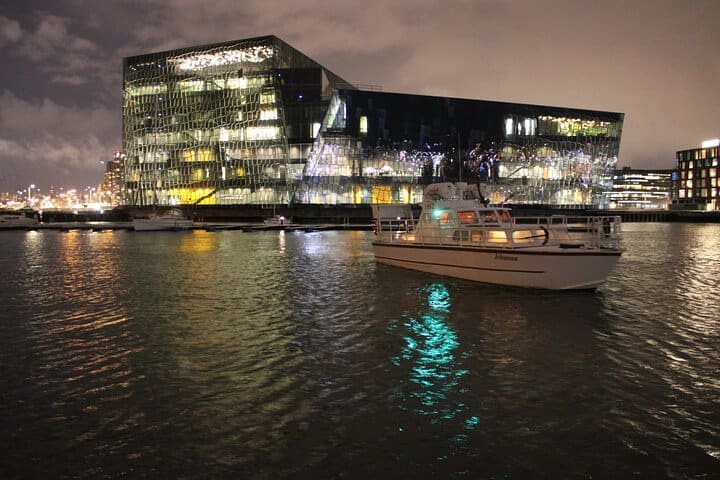 Crucero en barco por la aurora boreal de Reikiavik