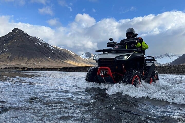 Tour privado en cascada y en ATV por Dynjandi