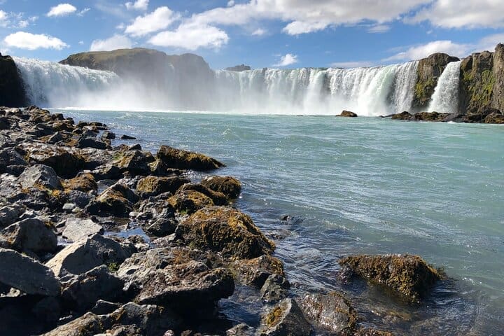 Excursión privada de un día al lago Myvatn Mývatn, cascada de Godafoss para cruceros