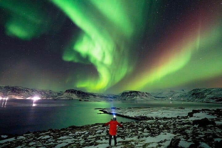 Caza privada de auroras con fotos en Super Defender