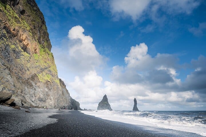 Visita guiada privada por la costa sur + Laguna Azul (opcional)