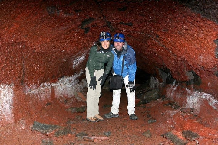 Espeleología y esnórquel en túnel de lava en Silfra con traslado | Fotos Gratis