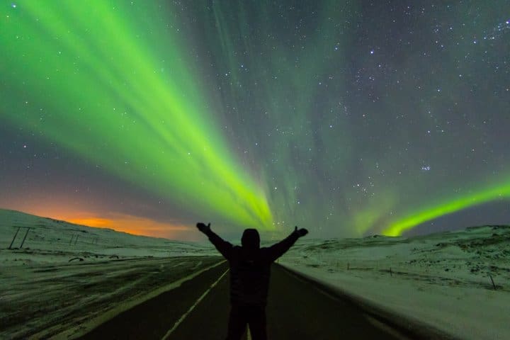 Tour privado por la noche en aurora boreal