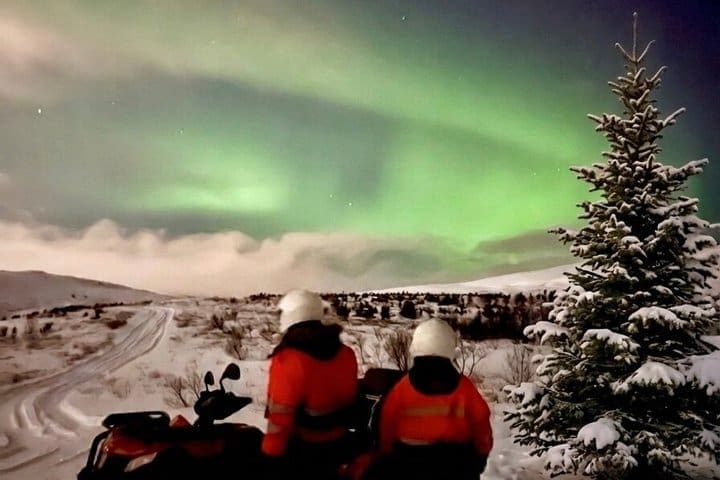 Aventura en cuadriciclo en Aurora boreal desde Reikiavik