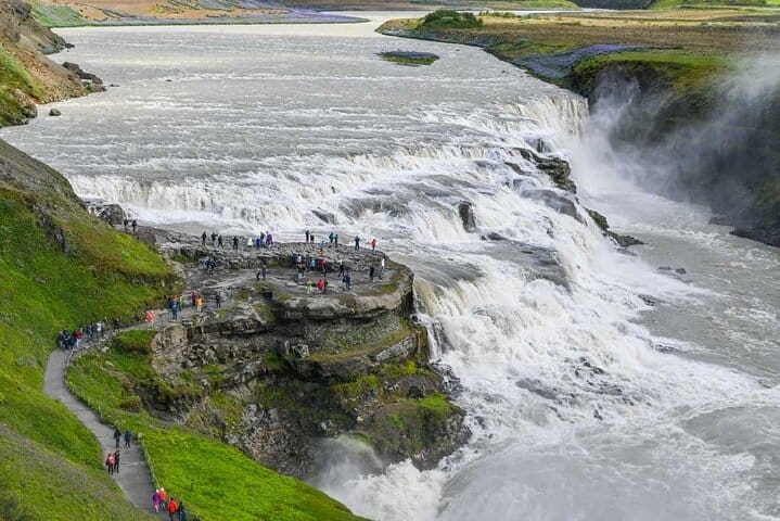 Entrada a la cueva de hielo Perlan y visita al Círculo Dorado en Reikiavik