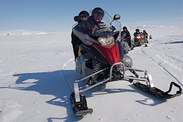 Tour en Súper Jeep por el Círculo Dorado y Motos de Nieve desde Reikiavik