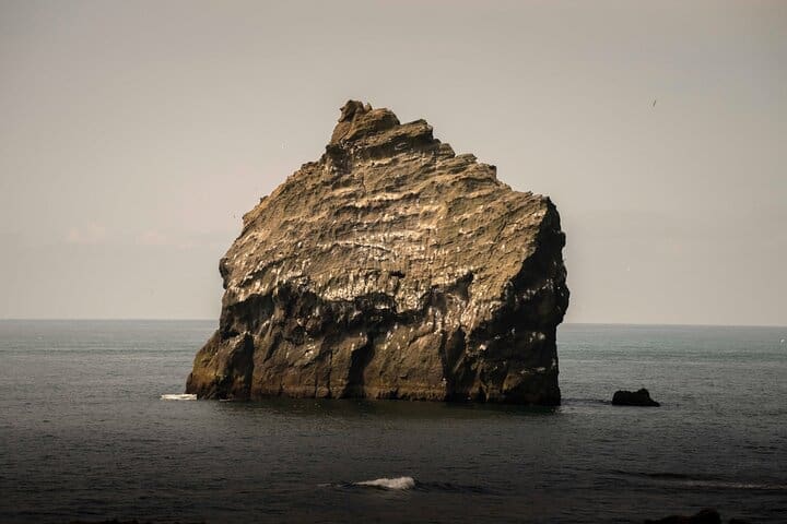 Faros de la península de Reykjanes, aguas termales y la laguna Sky