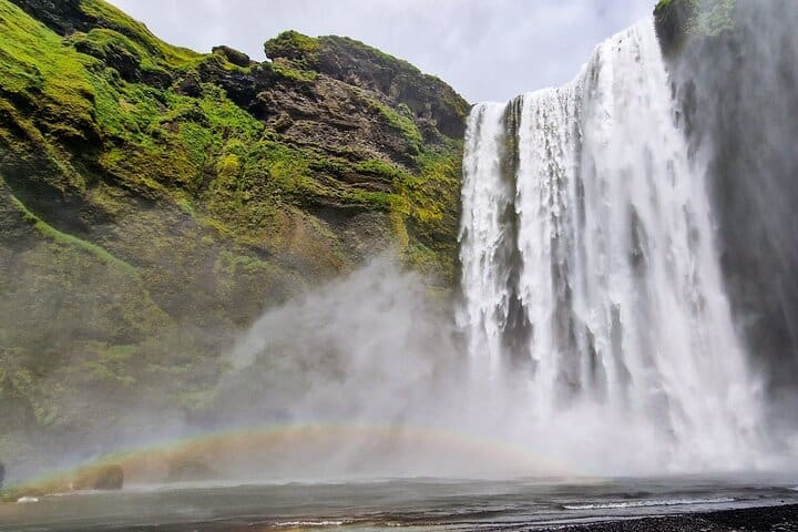 Tour privado en súper jeep por la costa sur
