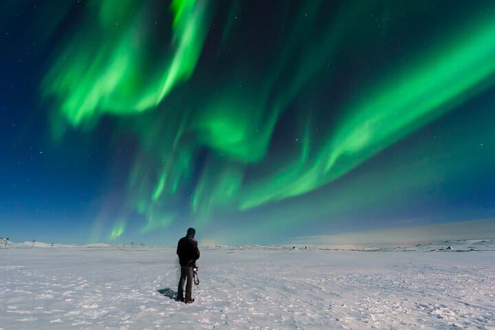 Tour privado de la aurora boreal en un camión ártico desde Reykjavik