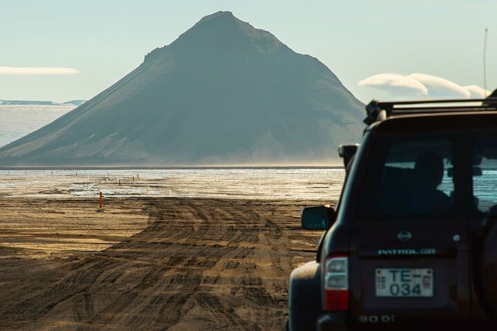 Exploración de la Reserva Natural de Fjallabak – Mælifell