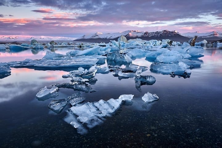 Cascadas de la costa sur de 2 días, laguna glaciar Jokulsarlon y caminata desde Reykjavik