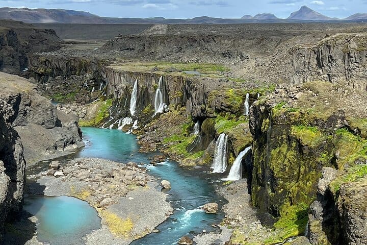 Landmannalaugar y Volcán Hekla / visita privada guiada