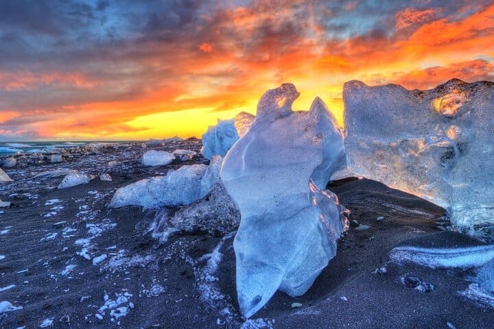 Diamond Beach & Jokulsarlon & Beyond Tours