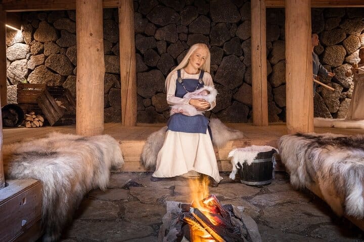 Lo mejor de Vestmannaeyjar con Ebbi