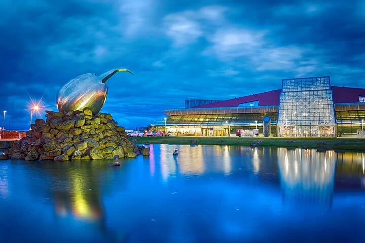 Traslado privado desde el Aeropuerto Keflavik KEF a Reikiavik