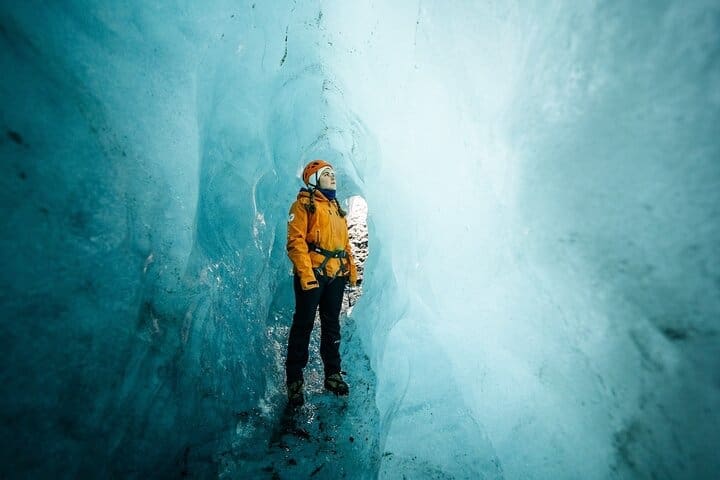 Laguna glaciar privada de 2 días, cueva de hielo y aurora boreal