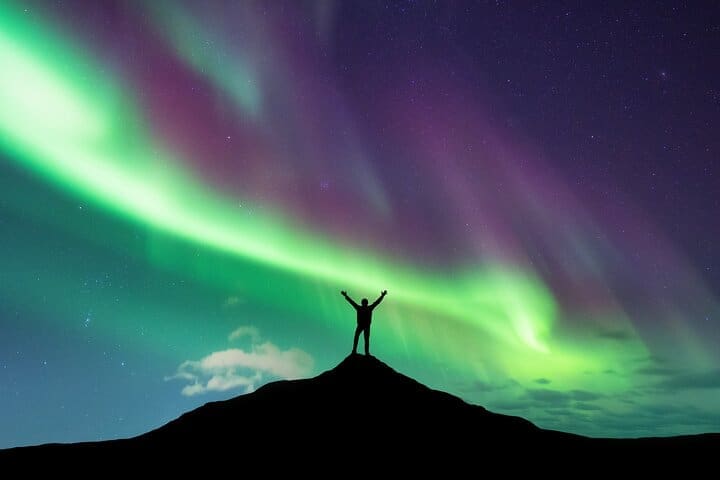 Desde Reykjavík Persecución de auroras boreales en un velocista 4×4