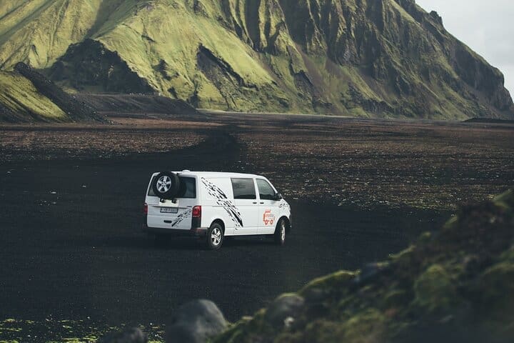 Tour de 14 días sin conductor con recogida – Signature Tour Islandia – Autocaravana 4×4